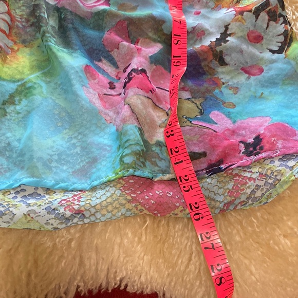 Figueroa & Flower Lace Top - Picture 9 of 9